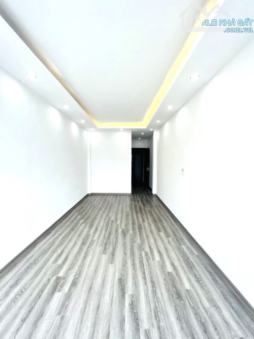 BÁN NHÀ THẠCH BÀN 42M2, 6 TẦNG THANG MÁY, Ô TÔ ĐỖ CỬA, 9.1 TỶ - 2