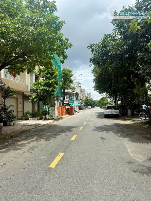 Bán nhà sổ Hồng riêng dt 43m2 đào duy từ phường đông hoà - 2