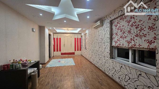 LIỀN KỀ VĂN KHÊ - DT 136M2 - VỊ TRÍ NGÃ TƯ ĐẸP - KINH DOANH ĐỈNH - Ô TÔ DỪNG ĐỖ - 2