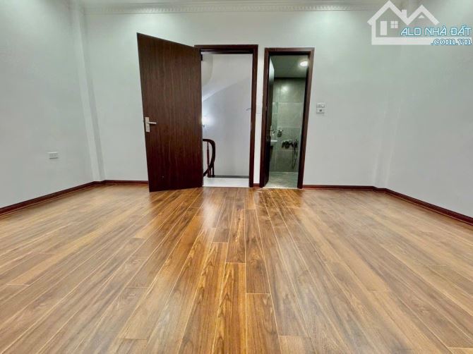 NHÀ MỚI XÂY - THỤY PHƯƠNG - 8M RA MẶT NGÕ Ô TÔ TRÁNH - NGÕ THÔNG - CHỦ THIỆN CHÍ BÁN -DT 3 - 2