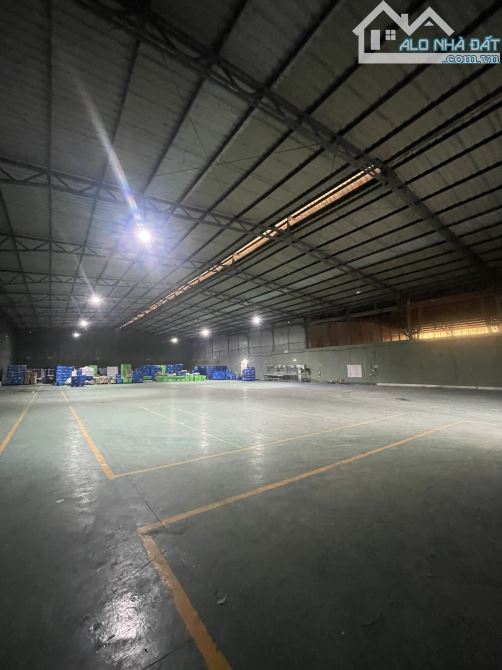 Cho thuê kho xưởng 1800m2 Linh Trung, Thủ Đức có pccc, đường xe cont - 2