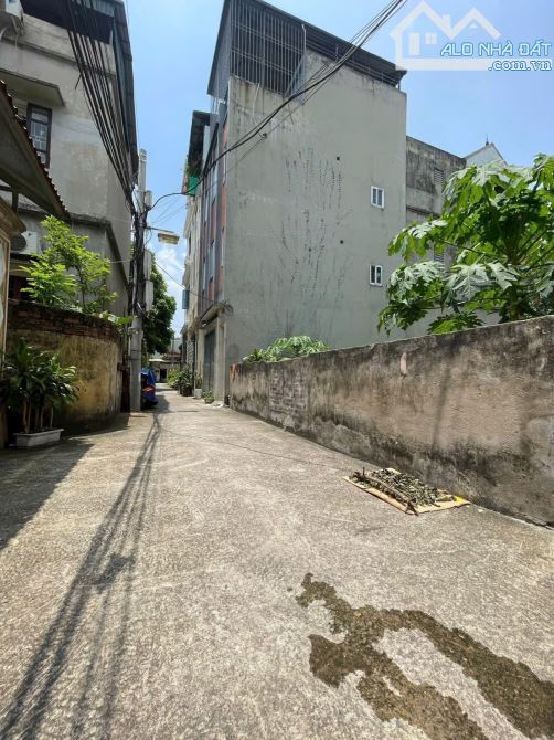 Bán gấp 55 m2/ thực tế 61 m2 đất Xuân Đỗ, ô tô, mặt tiền rộng, cách 2 nhà ra ô tô tránh - 2