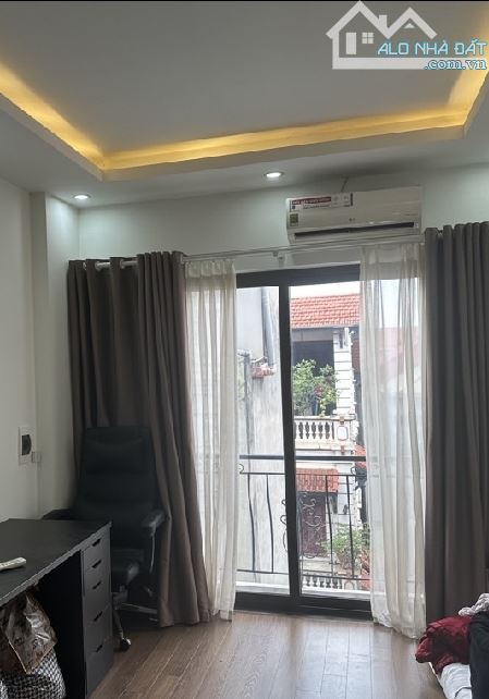 🔥 NHÀ PHỐ NGỌC TRÌ - THẠCH BÀN_HƠN 5 TỊ 🔥 NGÕ SIÊU NÔNG – FULL NỘI THẤT XỊN – Ở NGAY - 2