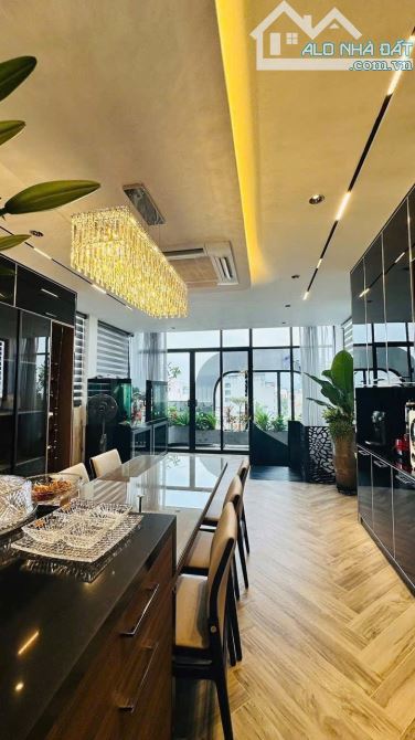 Hoa Hậu Đẹp Nhất Ngọc Thụy, 65m2, 6 Tầng Nổi, 1 Hầm, Vỉa Hè, Kinh Doanh, Dòng Tiền - 2X Tỷ - 2