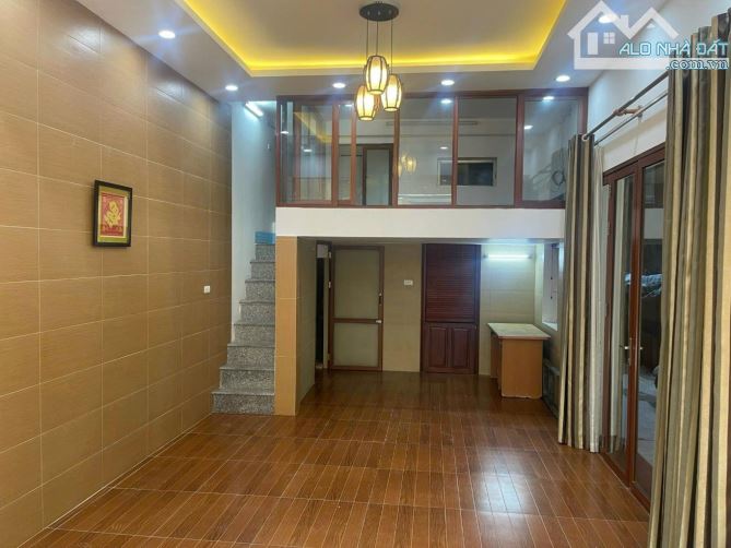 Hàng hiếm Tây Sơn, 20 ra mặt phố, ô tô dừng đỗ, 45m2, lô góc, vỉa hè, chào 12 tỷ 5 - 2