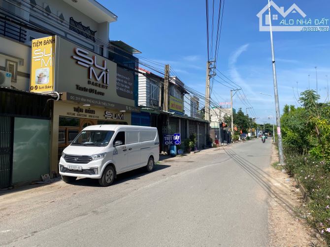 GẤP bán đất mặt tiền đường Vĩnh Phú 38A giá tốt hơn mặt bằng 200tr ngay cầu Phú Long - 2
