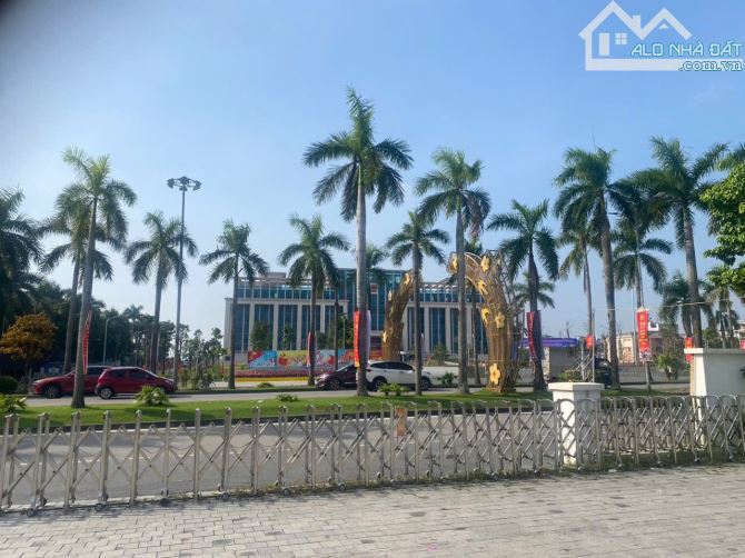 PHAN XÁ, UY NỖ, ĐÔNG ANH. CẦN BÁN NHÀ 2 TẦNG, LÔ GÓC Ô TÔ TRÁNH. 50m RA PHỐ CAO LỖ. - 2