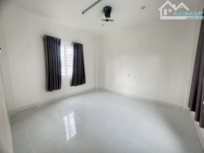 GẦN CÔNG VIÊN GIA ĐỊNH - 4X16M - 3PN - GIÁ 7.7 TỶ - 2