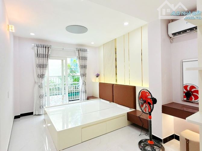 Cần bán nhà trung tâm mới đẹp 100% hẻm Nguyễn Tri Phương - 2