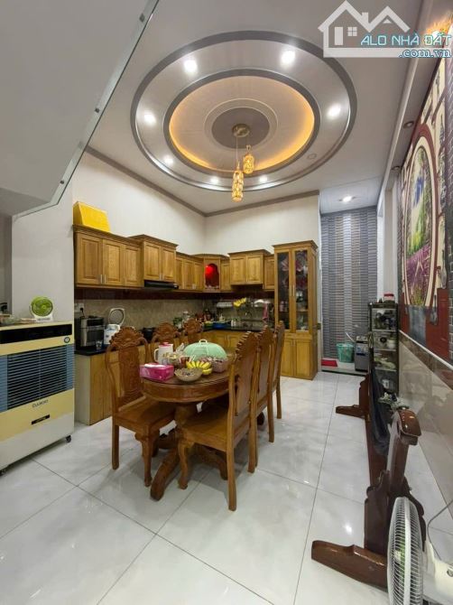Nhà mới SHR – cách Chợ Dĩ An 1 chỉ 200m – full nội thất, ô tô đỗ cửa, giá chỉ 5,2 tỷ! - 2