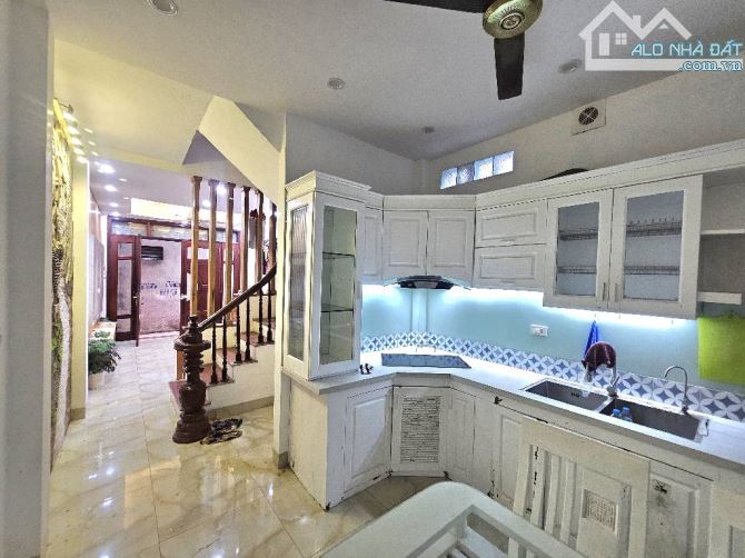 🏡 Nhà đẹp Ngọc Thụy – hơn 7 tỷ Dt 40m², 4 tầng, 4 ngủ full nội thất. - 2
