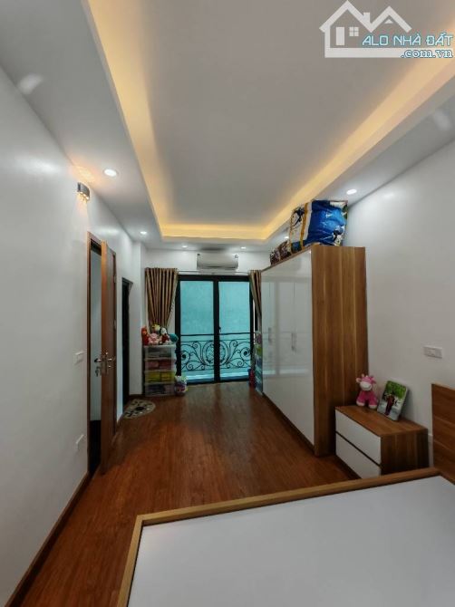 Nhà Hoàng Liên ở ngay - 32m2 - 6 tầng thang máy, ô tô đỗ - 2
