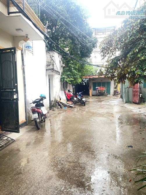Bán Đất Cổ Nhuế, Ôtô 16 Chỗ Đỗ Cửa, Sổ Đỏ Vuông Đẹp, DT 85M2, MT 4M, Chỉ 15.9 Tỷ - 2