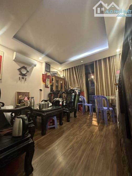 CẦN BÁN NHÀ PHỐ LÊ VĂN LINH - HOÀN KIẾM - 2