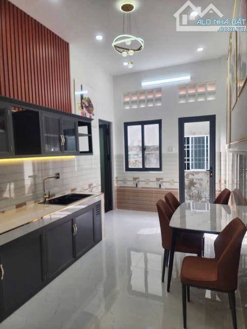 Bán gấp căn nhà Đ.Suối Lội - củ chi - 151m2 - 835 Triệu - sổ riêng - 2