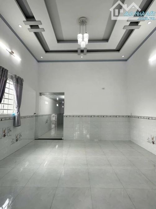 Ngộp ! Cần bán căn nhà cấp 4 mới toanh ở gần bệnh viện đa khoa Xuyên Á 120m2 SHR giá 760tr - 2