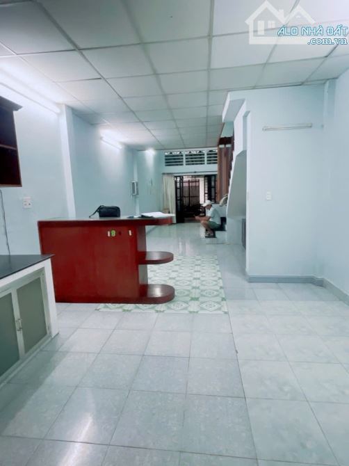Bán nhà ngay KĐT Vạn Phúc 79.5m2, nở hậu 7 phân, xe hơi ngủ trong nhà, giá 6.5 tỷ - 2