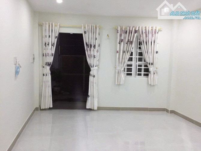 Bán 2 Dãy Trọ Mới – 10 Phòng,Trương Công Định, P. Vũng Tàu – DT 200m² (10x20m)– Giá 6,25 T - 2
