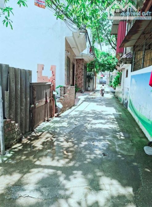 SIÊU HIẾM MẢNH ĐẤT RỘNG - VUÔNG VẮN -  LÔ GÓC - Ô TÔ VÀO TẬN ĐẤT -DT 80M - 10,86 TỶ - 2