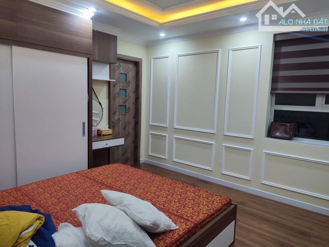 BÁN NHÀ MẶT PHỐ ĐOÀN THỊ ĐIỂM - ĐẶNG TRẦN CÔN, ĐỐNG ĐA, VỈ HÈ, KINH DOANH 33m2 x 5 Tầng - 2