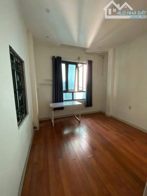 Cho thuê nhà riêng ngõ 22x Quan Hoa - Cầu Giấy 35m x 4T- 3PN3VS giá 14 triệu - 2