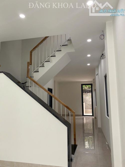 Cần bán gấp nhà 4 tầng hẻm xe hơi ở Linh Xuân, Thủ Đức.Ngang 5m, giá rẻ. - 2