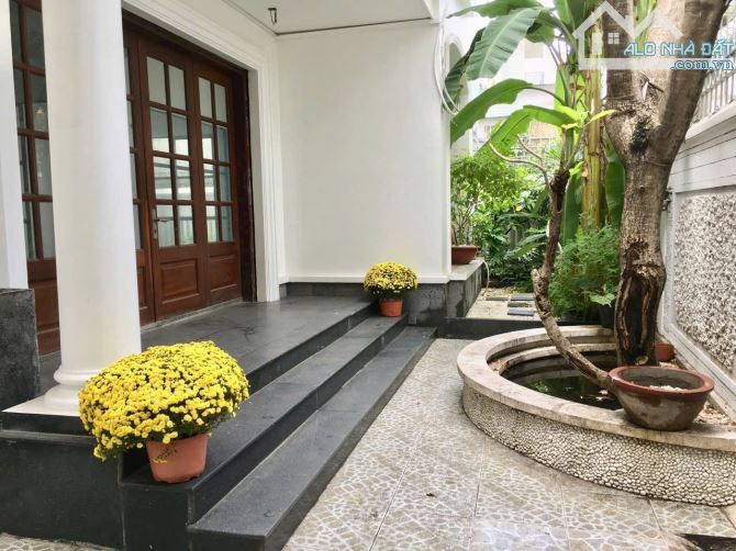 Căn Biệt Thự Với Không Gian Sống Đẳng Cấp - Mức Giá Bình Dân Trong Lòng Thành Phố - 2