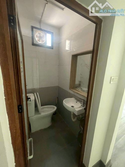 ĐỊNH CÔNG THƯỢNG - 30M Ô TÔ - 50M MẶT PHỐ DT30M x 4 tầng x MT3m GIÁ 4.75 Tỷ - 2