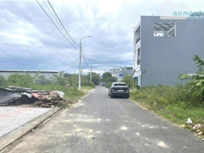 ĐẤT đường CHỢ MIẾU BÔNG_ Mặt tiền KINH DOANH sát CHỢ_ DT 122m2_ GIÁ 3Ty 85 - 2