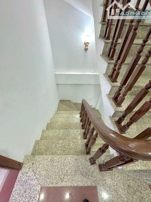 Nhà Trung Tâm Mỹ Đình, Ở Sướng, Nội Thất Đẹp, Mới 39M2 x 5 Tàng Giá 8.6 tỷ - 2