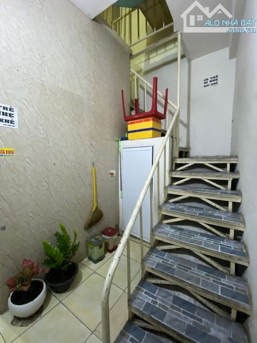 Chính chủ bán gấp Nhà Lạc Long Quân, P 9, Tân Bình, TPHCM, 104m2 nở hậu, 9.5tỷ - 2