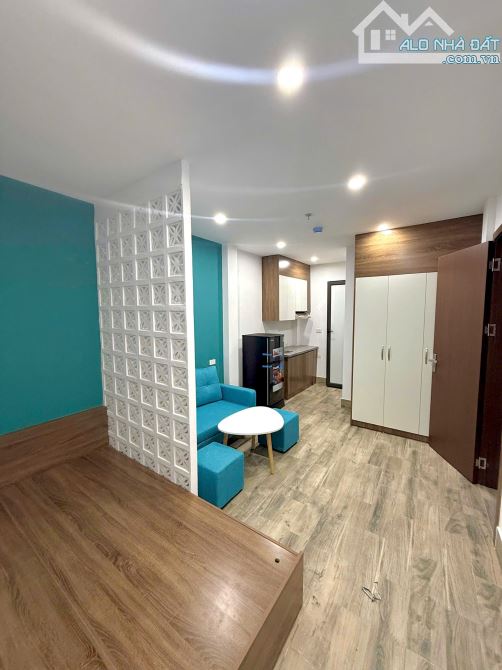 Cho Thuê CCMN 54 Đê Trần Khát Chân Hai Bà Trưng 25m2 Studio Cửa Sổ Ban Công Thang Máy 12P - 2