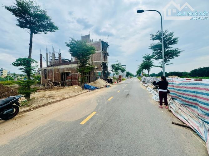 Đấu giá Huỳnh Cung - Thanh Trì 79m đất, mặt tiền 6m, giá 15.6 tỷ thương lượng - 2