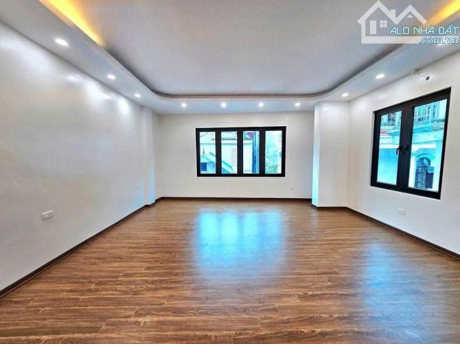 Bán nhà Văn Cao - Quần ngựa - Hơn 17 tỷ - Lô góc 48m - 7 tầng thang máy, tô tránh - 2