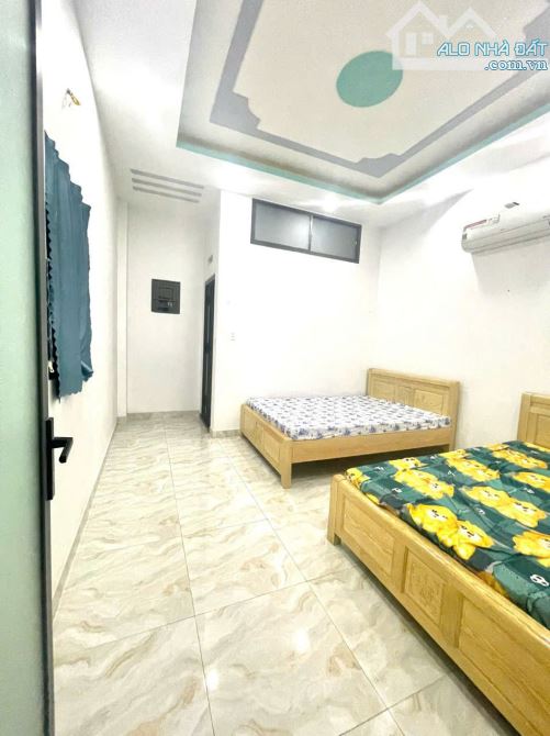 BÁN NHÀ 2 TẦNG HẺM XE HƠI - GẦN ĐẠI HỌC VĂN LANG - DƯƠNG QUẢNG HÀM 4X18M - 2