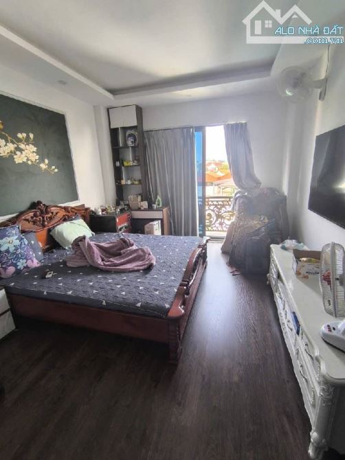 Bán nhà Ngọc Thụy gần trường Việt Pháp, 40m, 7T thang máy, ô tô tránh, gara ô tô, 12 tỷ - 1