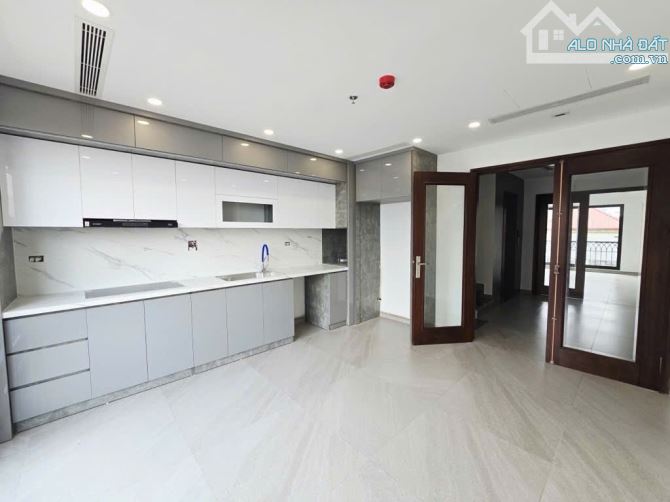 Bán Phân lô Hoàng Sâm, Hơn 19 tỷ, 56m, 6 tầng, thang máy, ô tô tránh - 2