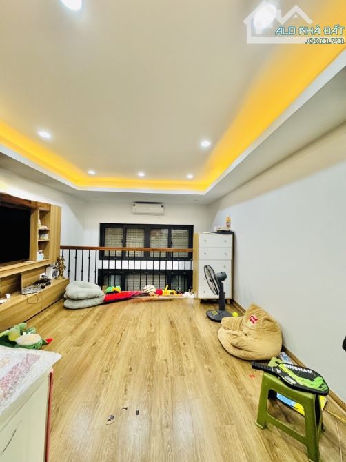 Bán nhà đẹp Tây Sơn gần phố gần ô tô, nội thất xịn, 2 mặt ngõ, 27m2, 6T, 8 tỷ - 2