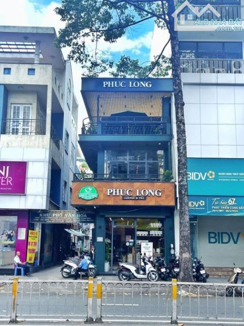 Tòa nhà MT 112 Huỳnh Văn Bánh | 7,2x25m | 6 Tầng | HDT: 130tr/tháng | - 2