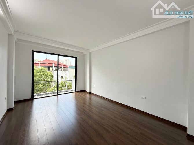 NHÀ HOÀNG QUỐC VIỆT, Ở SƯỚNG, CHỦ XÂY TÂM HUYẾT, DT 35M _MT 3,9M _4T, NHỈNH 7 TỶ TÍ TI - 2