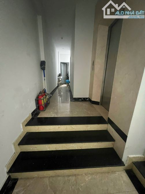 Cho thuê nhà 3 tầng đường số 4, Phường An Đông. TP Huế full nội thất - 2