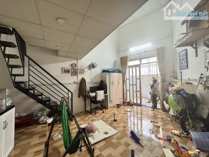 P. PLB, gần CĐCT, Trần Thị Điệu nhà HXH 2 tầng 65m2 chỉ 3.4 tỷ. - 2