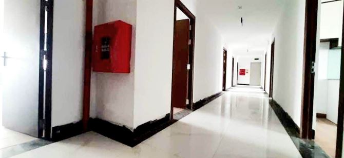 Bán tòa văn phòng dòng tiền khủng - 300 m2 x 9 tầng  có hầm. Mặt tiền lý tưởng - 2