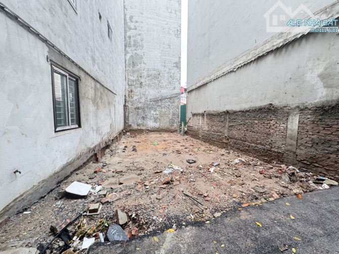 Chính chủ cần bán đất vuông đẹp phố Tứ Liên - Âu Cơ, Tây Hồ. 100m² - Giá từ 23tỷ - 2