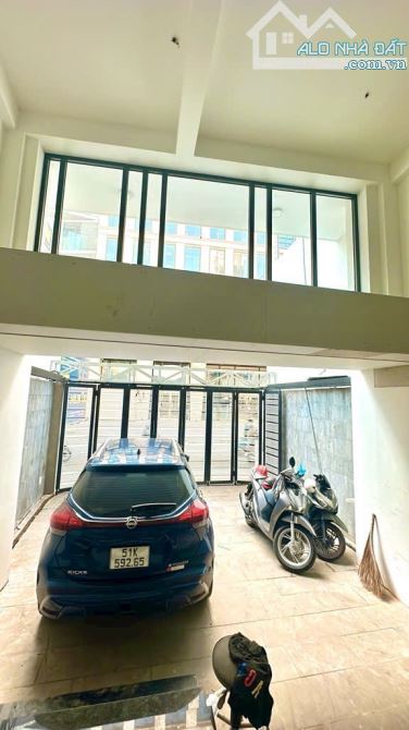 🔥[PHÚ NHUẬN] MẶT TIỀN TRƯƠNG QUỐC DUNG - TÒA NHÀ 8 TẦNG - GẦN 120M2 - 35T - 2