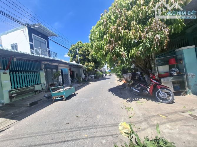 Bán nhà đường Nguyễn Tuân - Phan Thiết giá rẻ - 2