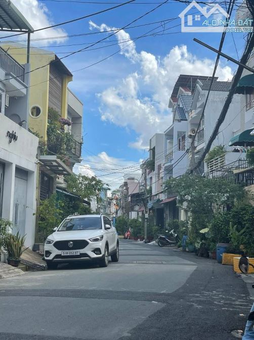 Bán Nhà Quận 7_Xe Hơi Quay Đầu_82M2+3 Tầng BTCT_Ngang 5M;SHR;Ko QH;Khu An Ninh;Chỉ 9.X Tỷ - 2