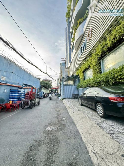 Bán nhà gấp chủ giảm 500tr đường 3 Tháng 2, Q10. Giá 7tỷ8. DT 56m2. 5 tầng. Hẻm XH 6m - 2