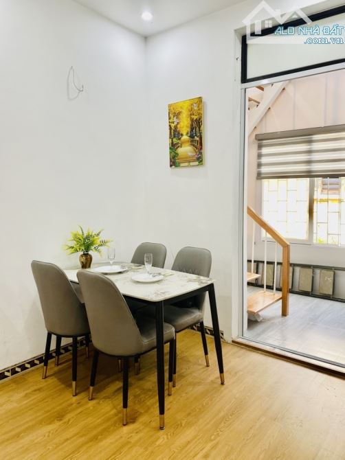 Bán căn nhà tập thể trần Hưng đạo tt hai bà trưng hai thoáng ô tô đỗ cầu thang - 2