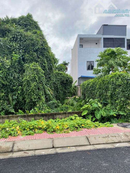 🌈 107,5m2 đất mặt đường TDP Lương Quán, Nam Sơn… Giá 2,9 Tỷ - 2
